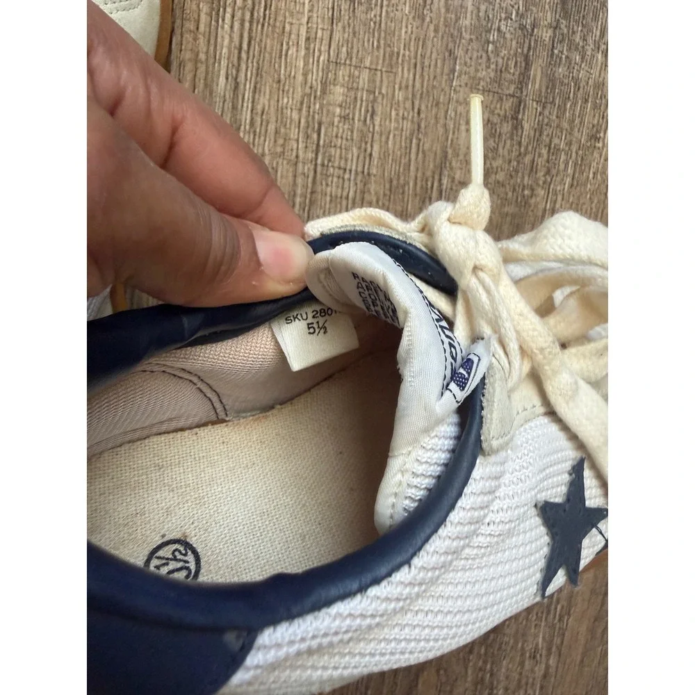 Vintage Converse Star Player Sneakers Size 5.5 Off White Navy Gum Sole Made Kore